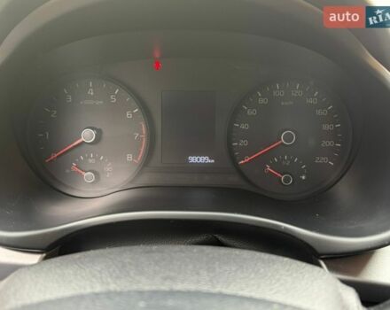 Белый Киа Рио, объемом двигателя 1.37 л и пробегом 98 тыс. км за 13500 $, фото 17 на Automoto.ua