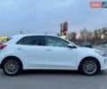 Білий Кіа Ріо, об'ємом двигуна 1.4 л та пробігом 89 тис. км за 13400 $, фото 19 на Automoto.ua