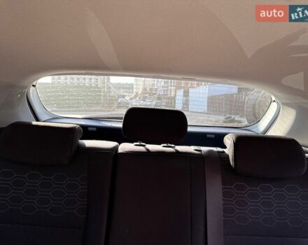 Белый Киа Рио, объемом двигателя 1.4 л и пробегом 138 тыс. км за 12000 $, фото 6 на Automoto.ua