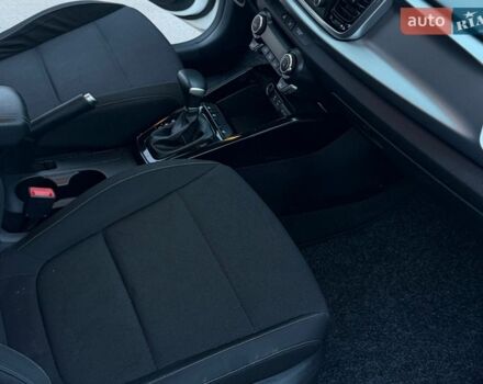 Белый Киа Рио, объемом двигателя 1.4 л и пробегом 89 тыс. км за 13500 $, фото 34 на Automoto.ua