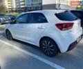 Білий Кіа Ріо, об'ємом двигуна 1.4 л та пробігом 150 тис. км за 11000 $, фото 5 на Automoto.ua