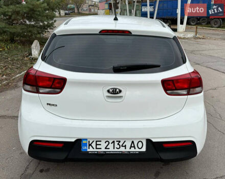 Белый Киа Рио, объемом двигателя 1.25 л и пробегом 95 тыс. км за 11999 $, фото 1 на Automoto.ua