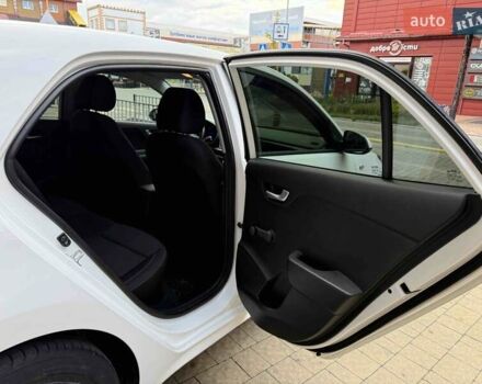 Белый Киа Рио, объемом двигателя 1.2 л и пробегом 41 тыс. км за 11400 $, фото 30 на Automoto.ua