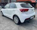 Белый Киа Рио, объемом двигателя 1.25 л и пробегом 46 тыс. км за 10000 $, фото 6 на Automoto.ua