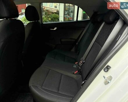 Белый Киа Рио, объемом двигателя 1.2 л и пробегом 41 тыс. км за 11400 $, фото 28 на Automoto.ua