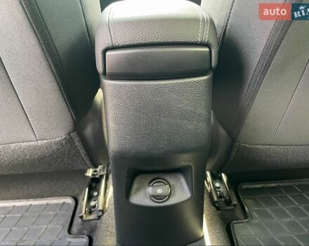 Белый Киа Рио, объемом двигателя 1.25 л и пробегом 46 тыс. км за 10000 $, фото 59 на Automoto.ua