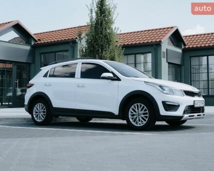 Белый Киа Рио, объемом двигателя 1.59 л и пробегом 70 тыс. км за 15000 $, фото 2 на Automoto.ua