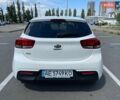 Белый Киа Рио, объемом двигателя 1.37 л и пробегом 66 тыс. км за 14600 $, фото 5 на Automoto.ua