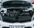 Белый Киа Рио, объемом двигателя 1.59 л и пробегом 70 тыс. км за 15000 $, фото 7 на Automoto.ua