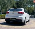 Белый Киа Рио, объемом двигателя 1.25 л и пробегом 64 тыс. км за 13500 $, фото 6 на Automoto.ua