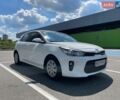Белый Киа Рио, объемом двигателя 1.37 л и пробегом 66 тыс. км за 14600 $, фото 2 на Automoto.ua