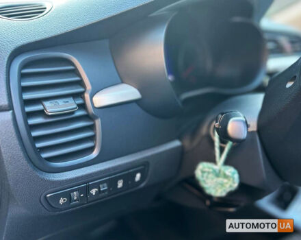 Белый Киа Рио, объемом двигателя 1.6 л и пробегом 32 тыс. км за 15500 $, фото 8 на Automoto.ua
