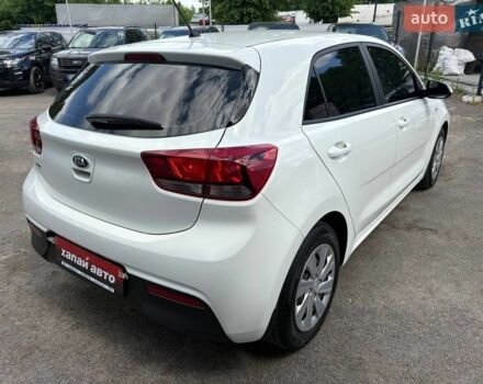 Белый Киа Рио, объемом двигателя 1.25 л и пробегом 73 тыс. км за 10700 $, фото 4 на Automoto.ua