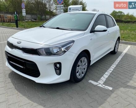 Білий Кіа Ріо, об'ємом двигуна 1.25 л та пробігом 73 тис. км за 10000 $, фото 1 на Automoto.ua