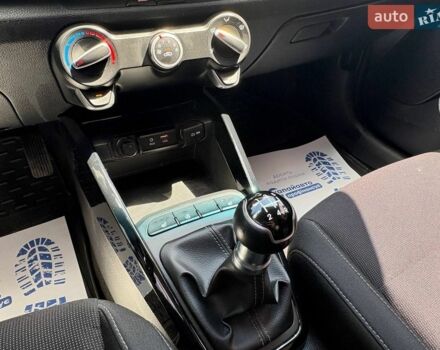 Белый Киа Рио, объемом двигателя 1.25 л и пробегом 73 тыс. км за 10700 $, фото 17 на Automoto.ua