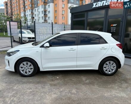 Белый Киа Рио, объемом двигателя 1.25 л и пробегом 73 тыс. км за 10700 $, фото 8 на Automoto.ua