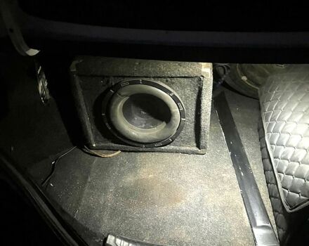 Белый Киа Рио, объемом двигателя 1.3 л и пробегом 290 тыс. км за 2400 $, фото 8 на Automoto.ua