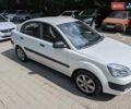Белый Киа Рио, объемом двигателя 1.4 л и пробегом 165 тыс. км за 4200 $, фото 4 на Automoto.ua