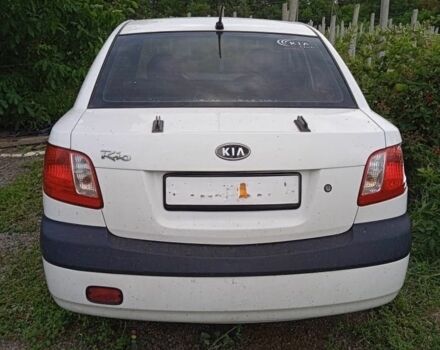 Белый Киа Рио, объемом двигателя 0 л и пробегом 200 тыс. км за 500 $, фото 4 на Automoto.ua