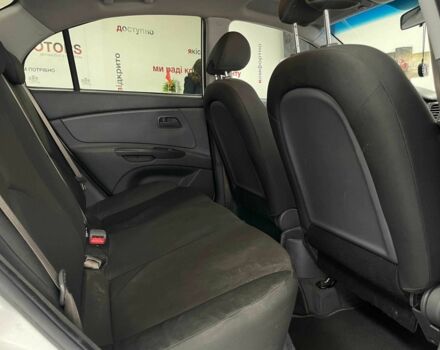 Белый Киа Рио, объемом двигателя 1.5 л и пробегом 170 тыс. км за 4690 $, фото 18 на Automoto.ua