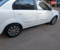 Білий Кіа Ріо, об'ємом двигуна 1.49 л та пробігом 170 тис. км за 5900 $, фото 5 на Automoto.ua