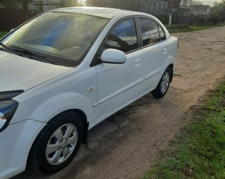 Белый Киа Рио, объемом двигателя 0 л и пробегом 90 тыс. км за 6000 $, фото 4 на Automoto.ua