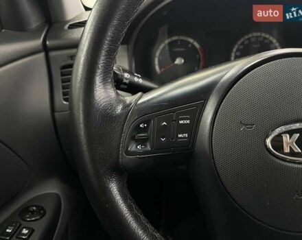 Белый Киа Рио, объемом двигателя 1.49 л и пробегом 170 тыс. км за 4990 $, фото 20 на Automoto.ua