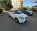 Білий Кіа Ріо, об'ємом двигуна 1.49 л та пробігом 170 тис. км за 5900 $, фото 1 на Automoto.ua