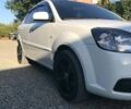 Білий Кіа Ріо, об'ємом двигуна 1.49 л та пробігом 157 тис. км за 8000 $, фото 1 на Automoto.ua