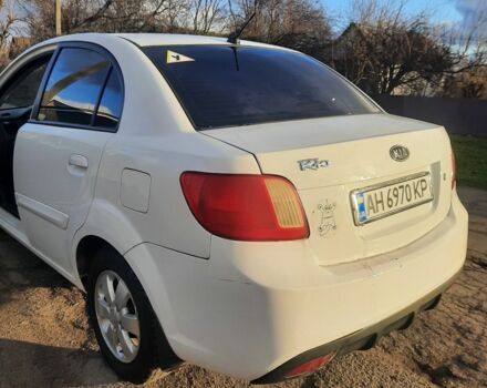 Белый Киа Рио, объемом двигателя 0 л и пробегом 90 тыс. км за 6000 $, фото 1 на Automoto.ua