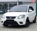 Белый Киа Рио, объемом двигателя 1.49 л и пробегом 157 тыс. км за 7100 $, фото 1 на Automoto.ua