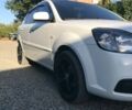 Білий Кіа Ріо, об'ємом двигуна 1.5 л та пробігом 157 тис. км за 7500 $, фото 1 на Automoto.ua