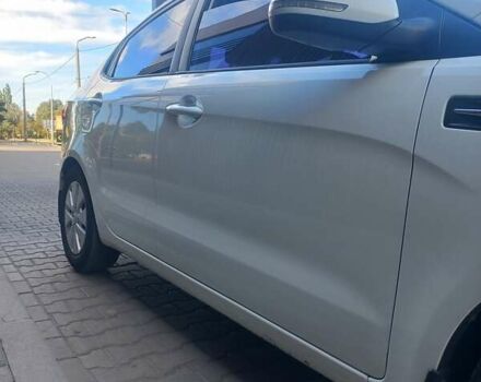 Киа Рио 2011 в Днепре (Днепропетровске) на Automoto.ua Белый Киа Рио, объемом двигателя 1.59 л и пробегом 270 тыс. км за 6900 $, фото 5 на Automoto.ua