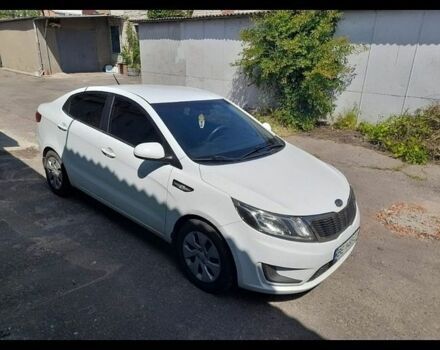Белый Киа Рио, объемом двигателя 1.4 л и пробегом 162 тыс. км за 6500 $, фото 1 на Automoto.ua