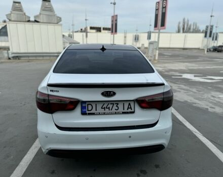 Белый Киа Рио, объемом двигателя 1.6 л и пробегом 257 тыс. км за 6900 $, фото 2 на Automoto.ua