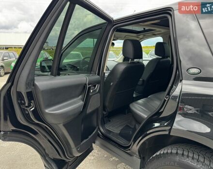 Білий Кіа Ріо, об'ємом двигуна 1.4 л та пробігом 218 тис. км за 5750 $, фото 3 на Automoto.ua