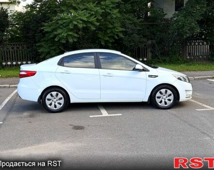 Белый Киа Рио, объемом двигателя 1.4 л и пробегом 157 тыс. км за 6200 $, фото 4 на Automoto.ua