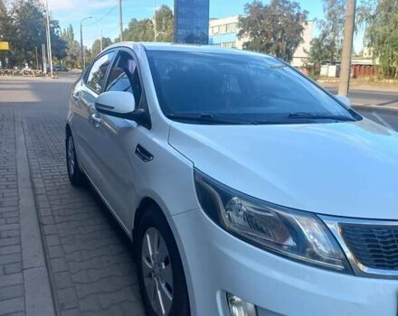 Киа Рио 2011 в Днепре (Днепропетровске) на Automoto.ua Белый Киа Рио, объемом двигателя 1.59 л и пробегом 270 тыс. км за 6900 $, фото 1 на Automoto.ua