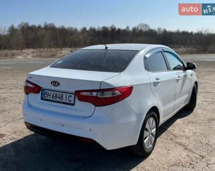 Білий Кіа Ріо, об'ємом двигуна 1.59 л та пробігом 220 тис. км за 6000 $, фото 3 на Automoto.ua