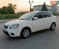 Білий Кіа Ріо, об'ємом двигуна 1.4 л та пробігом 202 тис. км за 5000 $, фото 9 на Automoto.ua