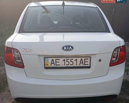 Киа Рио 2011 в Днепре (Днепропетровске) на Automoto.ua Белый Киа Рио, объемом двигателя 1.4 л и пробегом 191 тыс. км за 4800 $, фото 3 на Automoto.ua