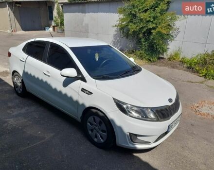 Белый Киа Рио, объемом двигателя 1.4 л и пробегом 162 тыс. км за 6500 $, фото 2 на Automoto.ua