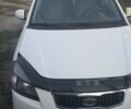 Белый Киа Рио, объемом двигателя 1.4 л и пробегом 191 тыс. км за 4600 $, фото 4 на Automoto.ua