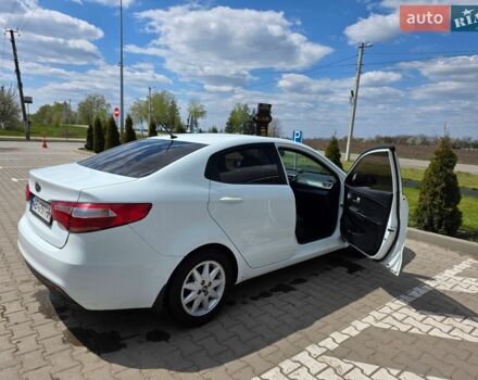 Білий Кіа Ріо, об'ємом двигуна 1.4 л та пробігом 167 тис. км за 6900 $, фото 7 на Automoto.ua