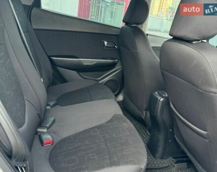 Белый Киа Рио, объемом двигателя 1.59 л и пробегом 257 тыс. км за 6999 $, фото 5 на Automoto.ua
