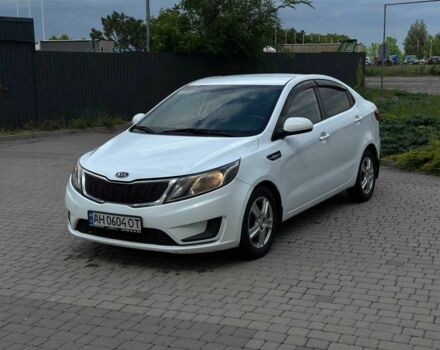 Белый Киа Рио, объемом двигателя 1.4 л и пробегом 217 тыс. км за 6600 $, фото 2 на Automoto.ua