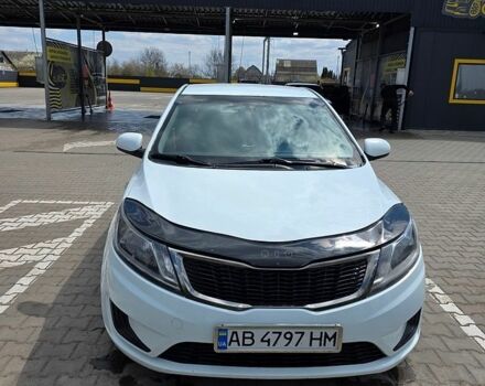Белый Киа Рио, объемом двигателя 1.4 л и пробегом 167 тыс. км за 7200 $, фото 2 на Automoto.ua