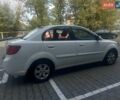 Белый Киа Рио, объемом двигателя 1.4 л и пробегом 158 тыс. км за 5800 $, фото 9 на Automoto.ua