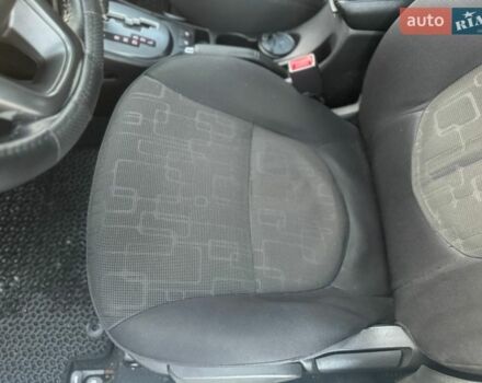 Белый Киа Рио, объемом двигателя 1.59 л и пробегом 257 тыс. км за 6999 $, фото 6 на Automoto.ua