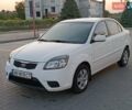 Білий Кіа Ріо, об'ємом двигуна 1.4 л та пробігом 202 тис. км за 5000 $, фото 7 на Automoto.ua